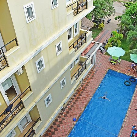 Mad Monkey Hostel Kampot (Adults Only) Экстерьер фото