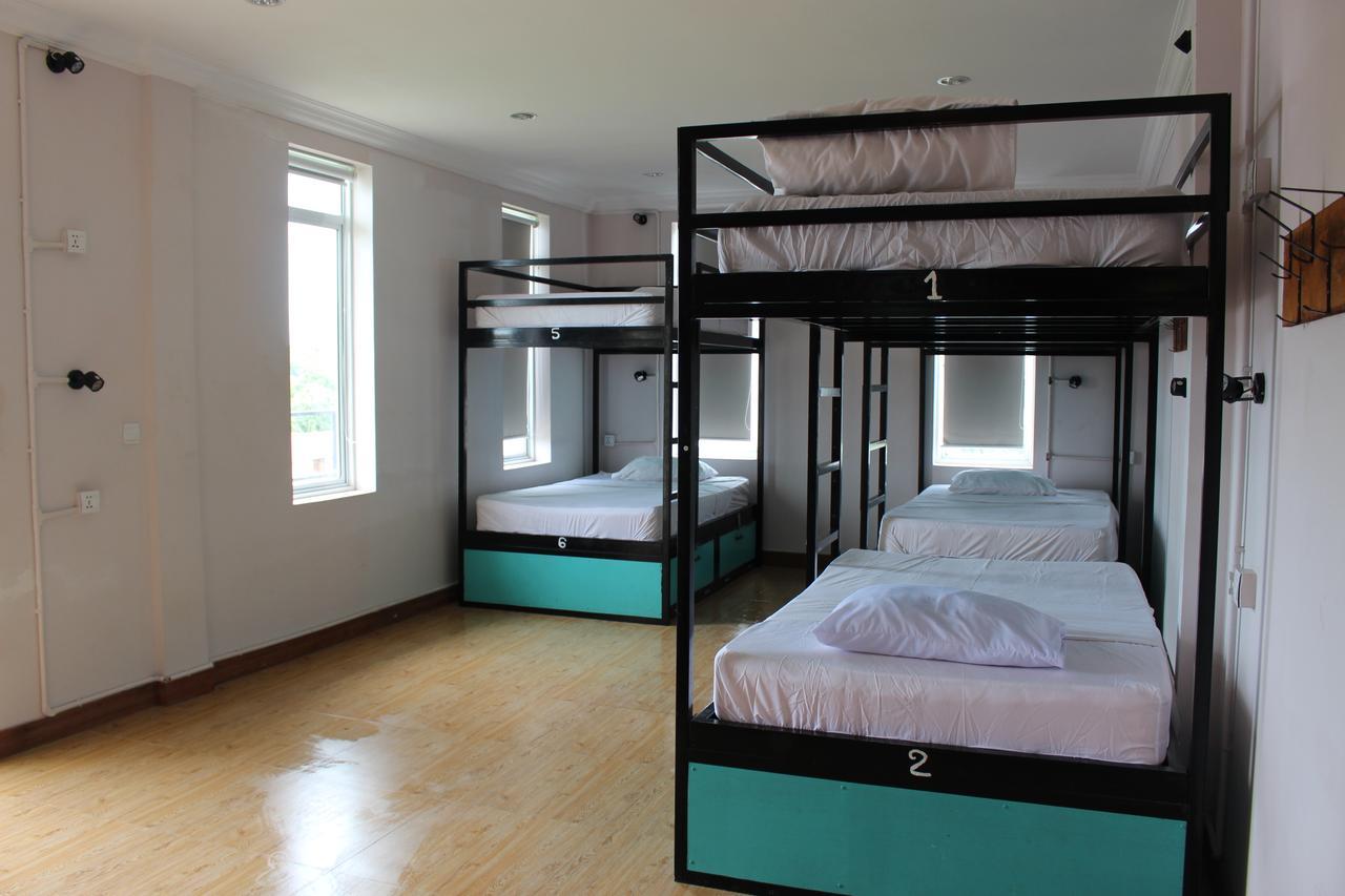 Mad Monkey Hostel Kampot (Adults Only) Экстерьер фото