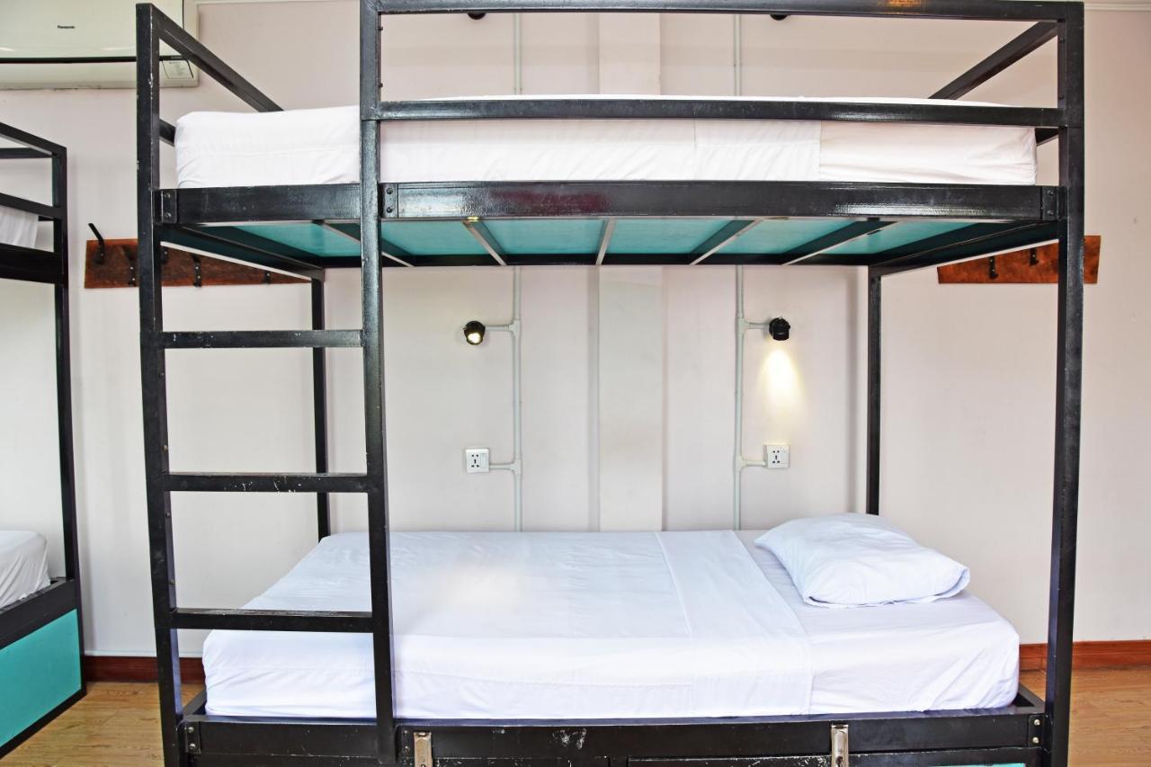 Mad Monkey Hostel Kampot (Adults Only) Экстерьер фото