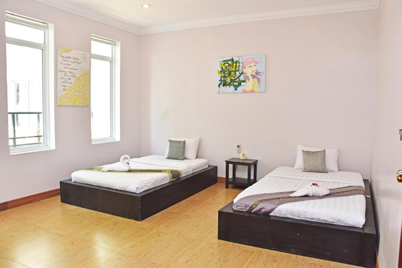 Mad Monkey Hostel Kampot (Adults Only) Экстерьер фото