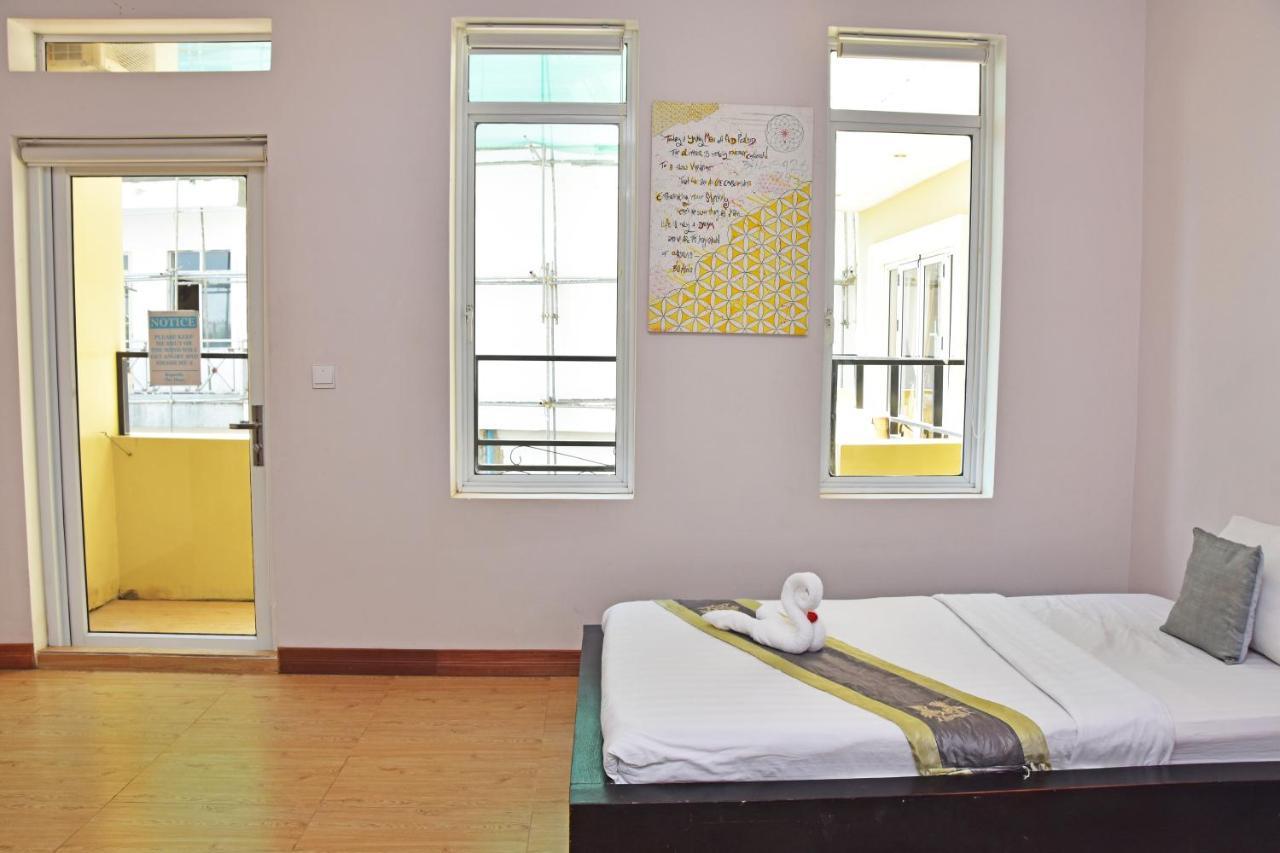 Mad Monkey Hostel Kampot (Adults Only) Экстерьер фото