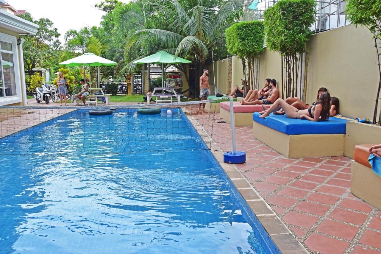 Mad Monkey Hostel Kampot (Adults Only) Экстерьер фото