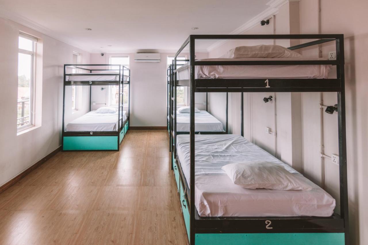 Mad Monkey Hostel Kampot (Adults Only) Экстерьер фото