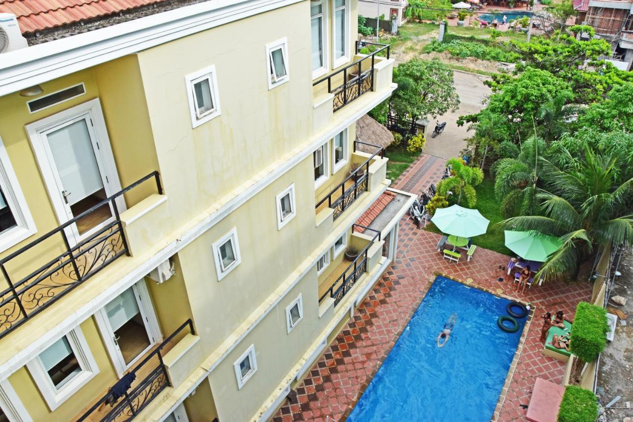 Mad Monkey Hostel Kampot (Adults Only) Экстерьер фото
